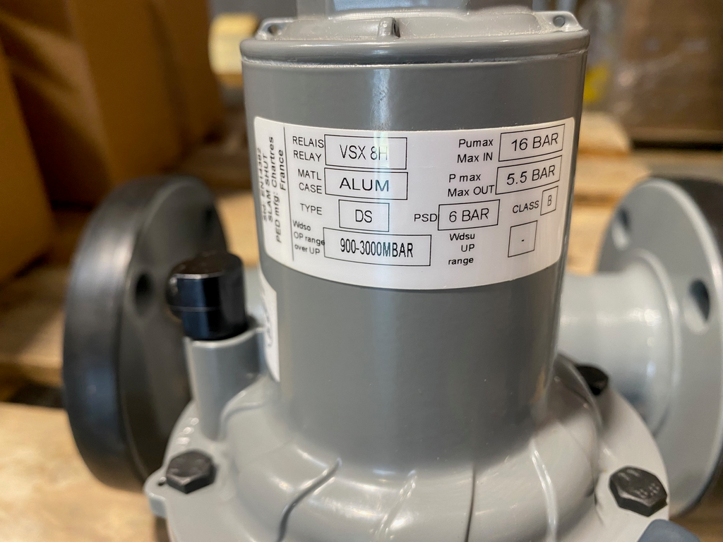 REGULATEUR CSB654 VSX8 MAXI SEUL PMAX 20B 1.5B BRIDES DN50 PN20 1.05-2.7B *